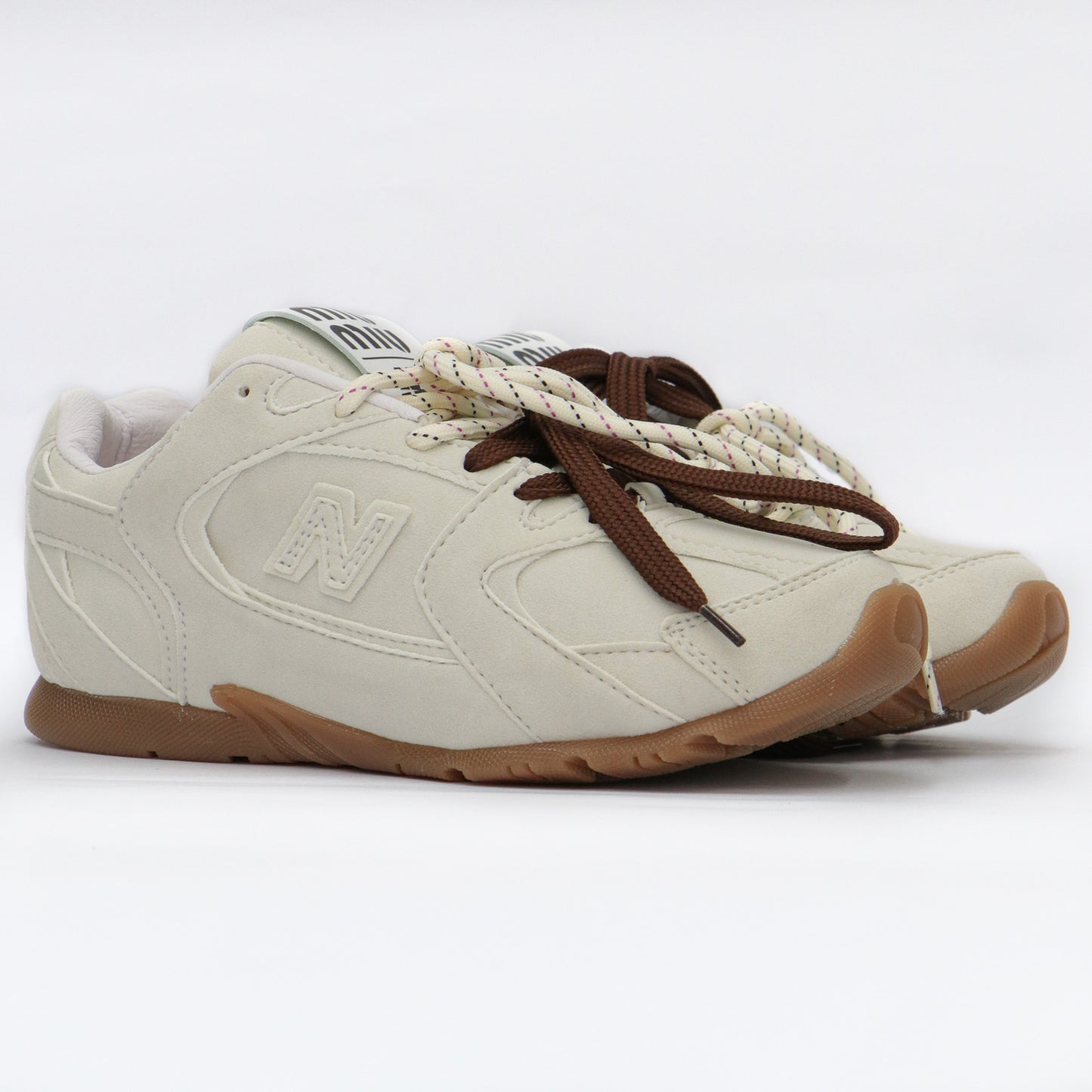 Y35 NEW BALANCE 530 MIU