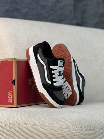 AN17 VANS HYLANE